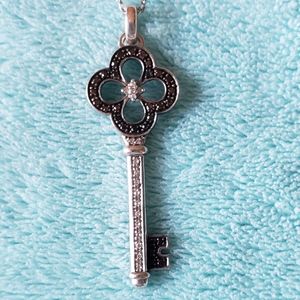 Key necklace
